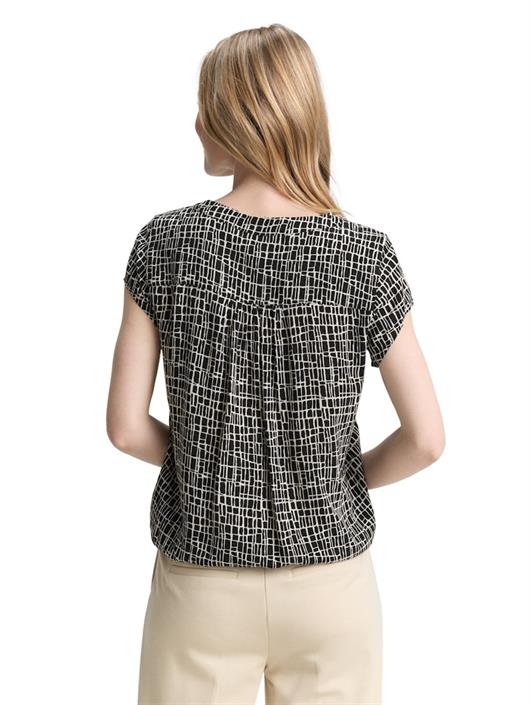bluse-mit-muster-abstract-black-grid-design