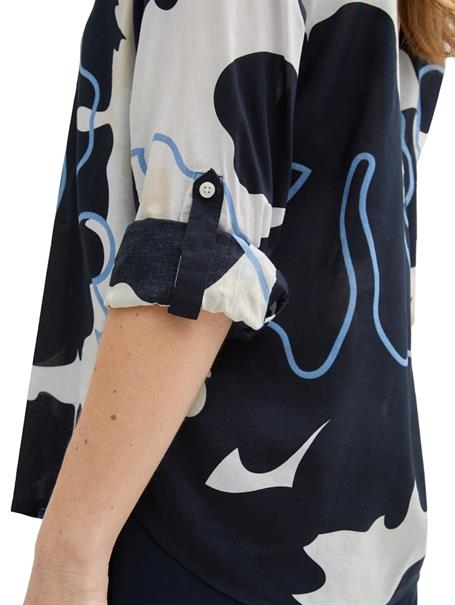 Bluse mit Muster big floral shapes design