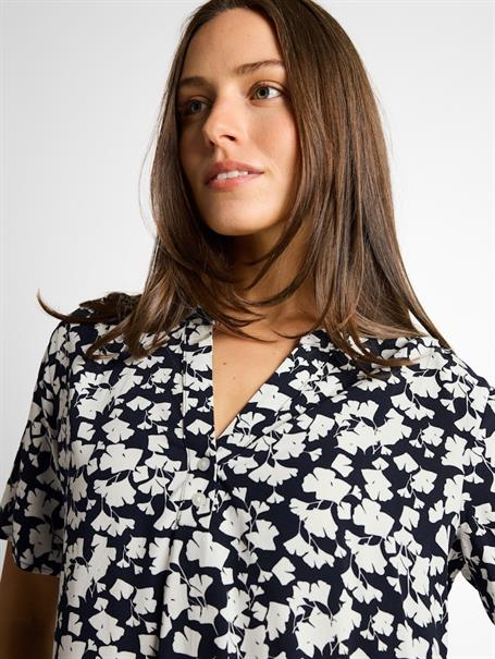 Bluse mit Muster blue ginkgo minimal