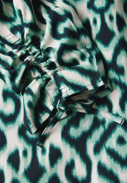 bluse-mit-raffung-am-arm-hunter-green