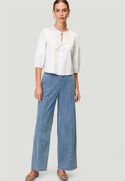 Bluse mit Schleifen brilliant white