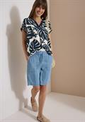 Bluse mit Split Neck und Printmix palm breeze green