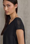 Blusenshirt mit Spitze black