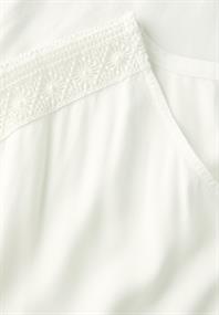 Blusenshirt mit Spitze off white