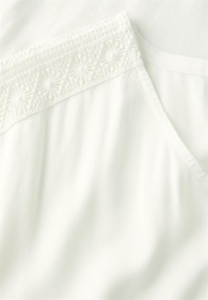 Blusenshirt mit Spitze off white