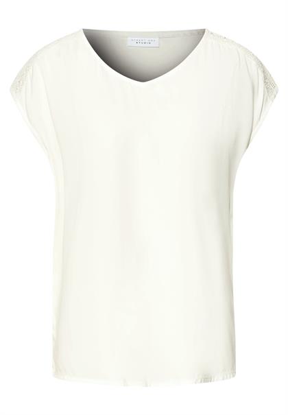 Blusenshirt mit Spitze off white