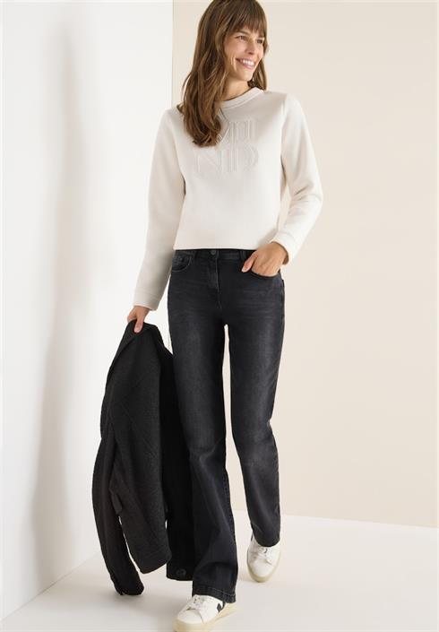 bootcut-jeans-black-washed