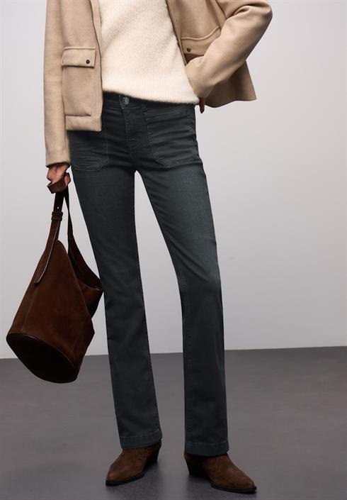 bootcut-jeans-blue-black-soft-wash