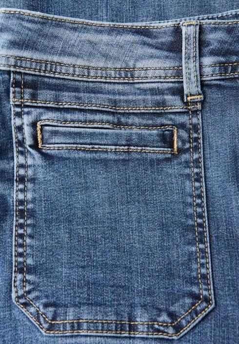 bootcut-jeans-medium-blue-wash