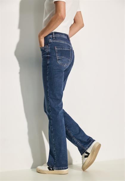 Bootcut Leg Jeans mid blue wash1