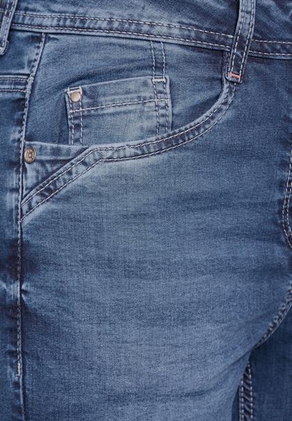 Bootcut Leg Jeans mid blue wash1
