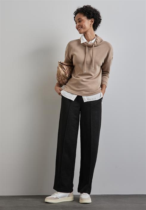 bouclé-hose-black