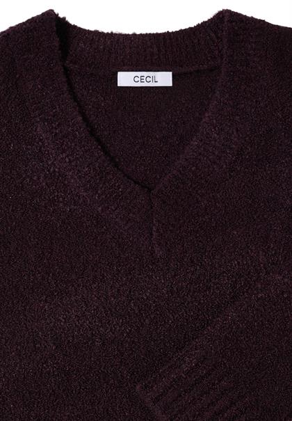Bouclé V-Neck Pullover eggplant red