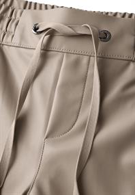 breezy beige
