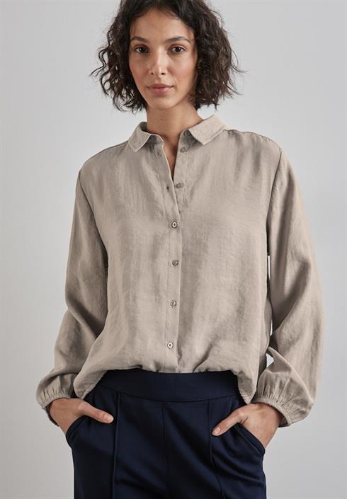 breezy-beige