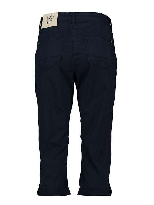 capri-an44eta-navy