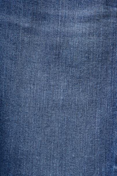 Capri-Jeans in Zwischenlänge blue medium wash