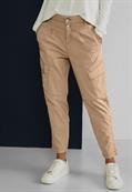 Cargo Mom Fit Hose beige