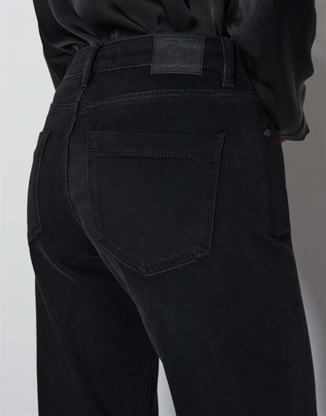Carie line dusty black