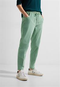 Casual Fit Babycord Hose clear sage green
