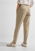 Casual Fit Babycord Hose vanilla cream beige