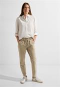 Casual Fit Babycord Hose vanilla cream beige