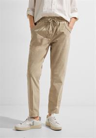 Casual Fit Babycord Hose vanilla cream beige