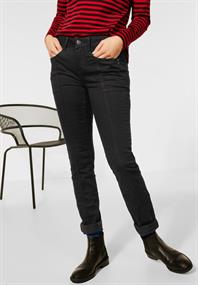 Casual Fit Denim in black black soft wash