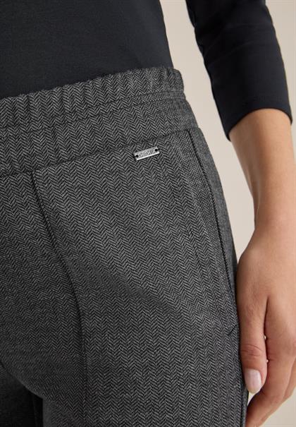 Casual Fit Hose black