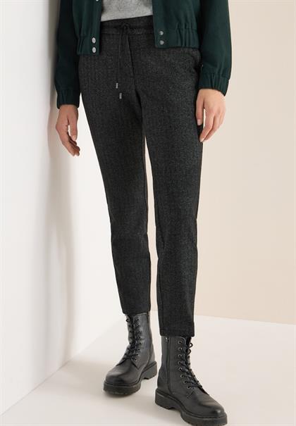 Casual Fit Hose black