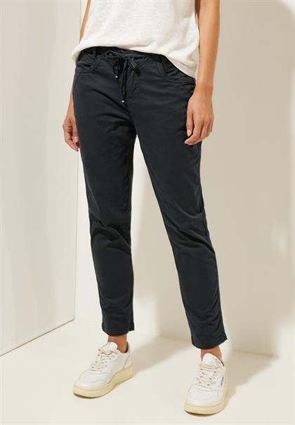 Casual Fit Hose black