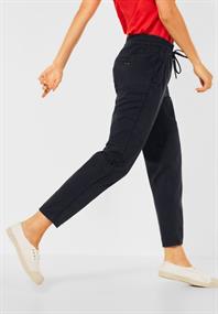 Casual Fit Hose in Unifarbe deep blue