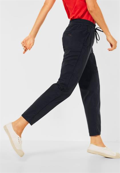 Casual Fit Hose in Unifarbe deep blue
