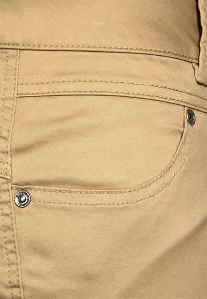 Casual Fit Hose in Unifarbe light safari sand