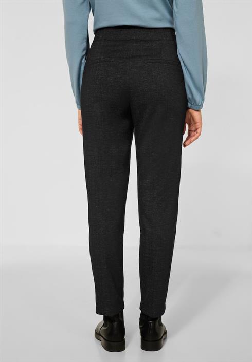 casual-fit-hose-mit-stretch-black