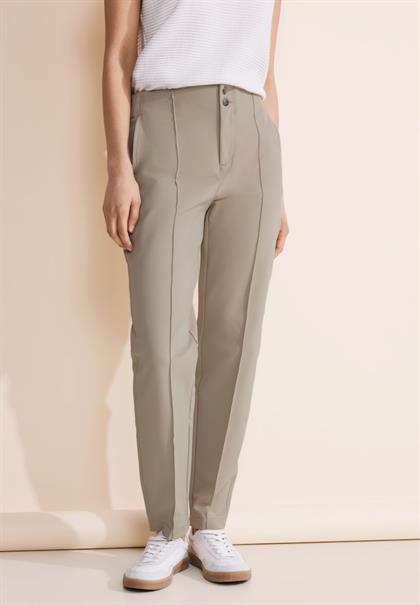 Casual Fit Hose safari beige