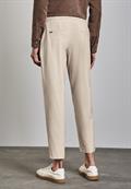 Casual Fit Hose sheer beige mel.