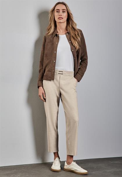 Casual Fit Hose sheer beige mel.