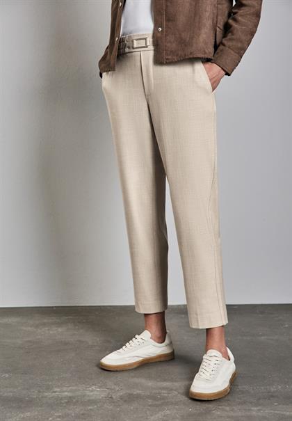 Casual Fit Hose sheer beige mel.
