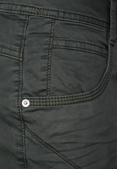 casual-fit-hose-strong-khaki