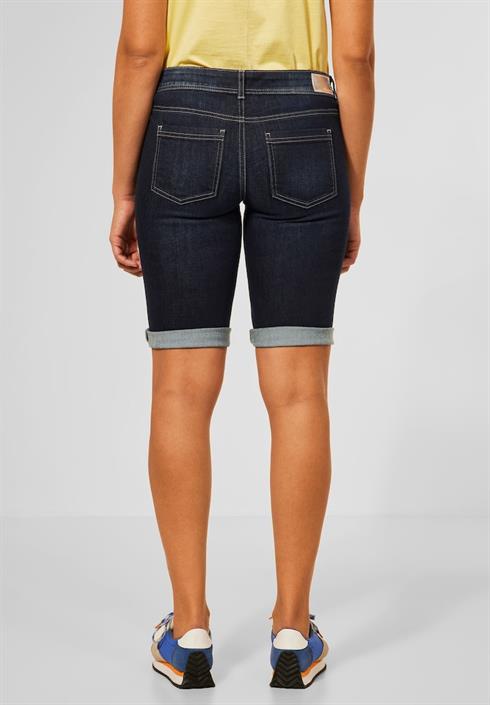 casual-fit-jeans-bermuda-dark-blue-dipped-wash