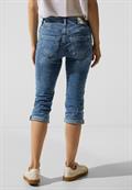 Casual Fit Jeans in 3/4 mid blue random wash