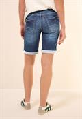 Casual Fit Jeansshorts mid blue used wash