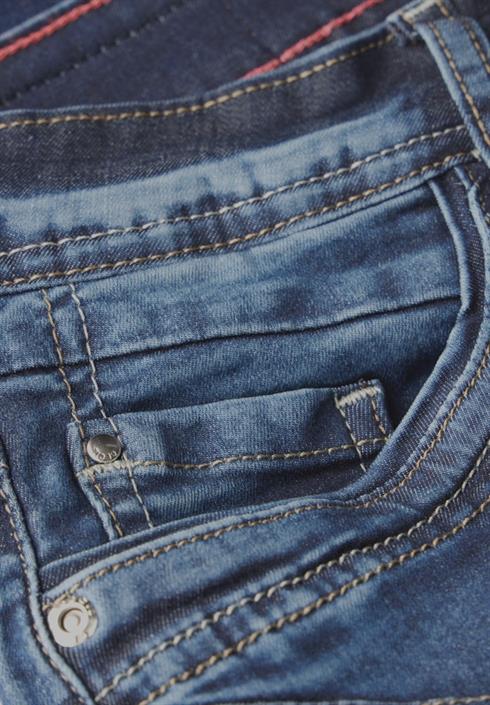 casual-fit-jeansshorts-mid-blue-used-wash