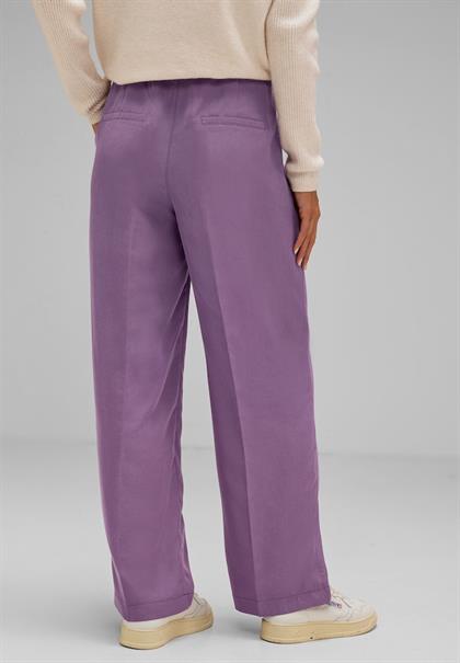 Casual Fit Lyocell Hose dark dull lilac