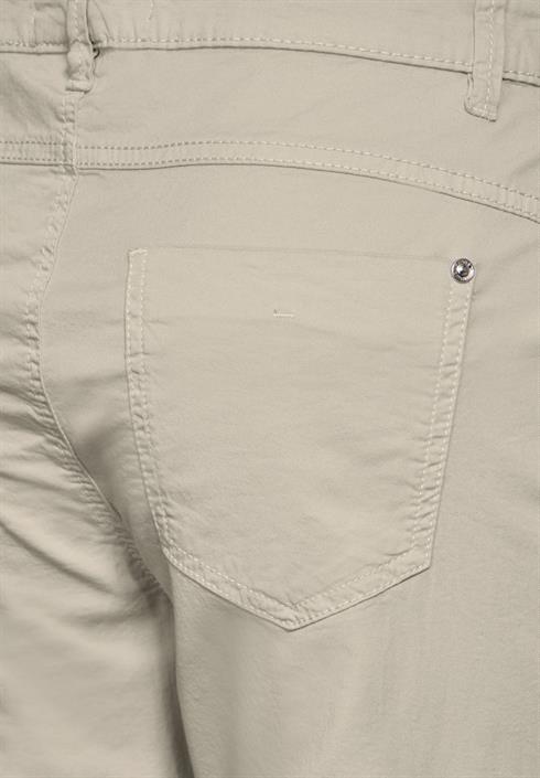 casual-fit-twill-hose-dolomite-stone