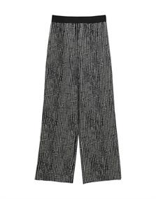 Cevil resort black