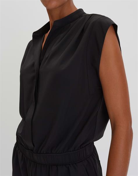 Charlissa black