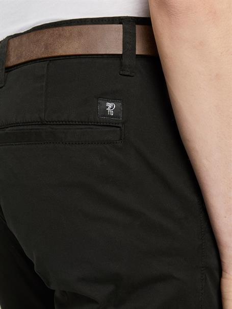 Chino Hose mit Gürtel black