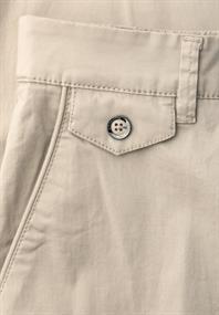 Chino im Casual Fit in softer Qualität cobble stone